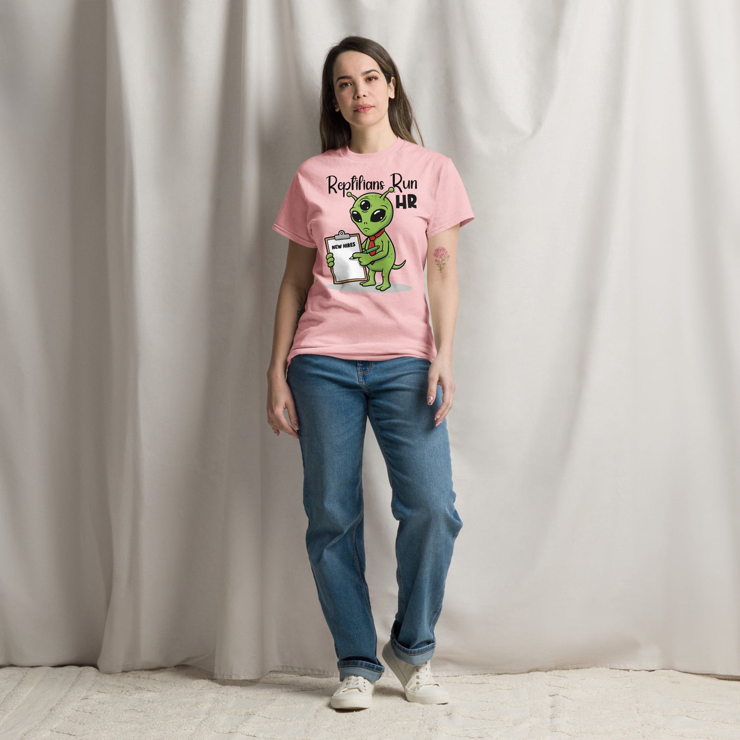 Reptilians Run HR T-Shirt, Funny Alien Conspiracy Theory Unisex Classic Tee